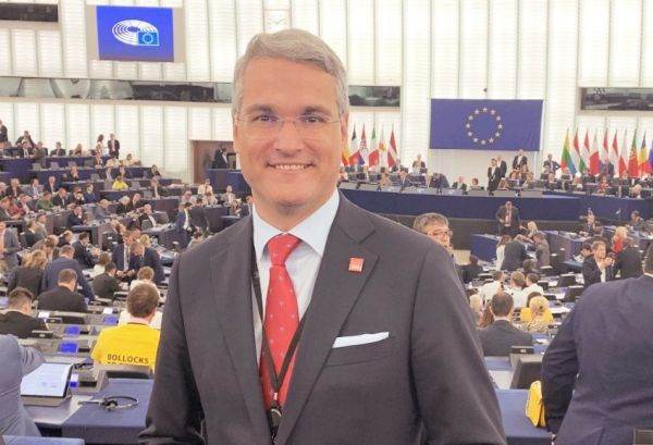 Dragoş Pîslaru: ”Viitorul buget european trebuie să ofere statelor membre predictibilitate şi flexibilitate”